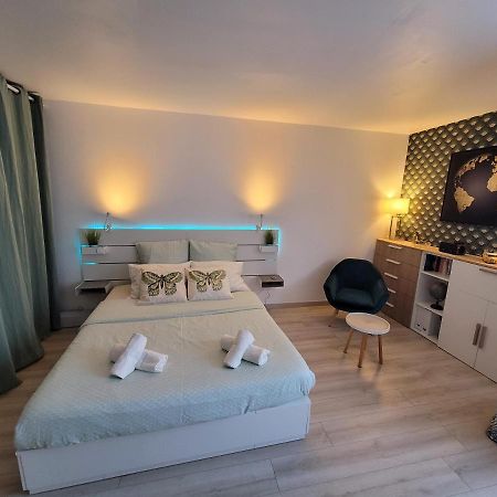 Studio Bien Equipe, Situe En Hyper Centre Vendôme Exteriör bild