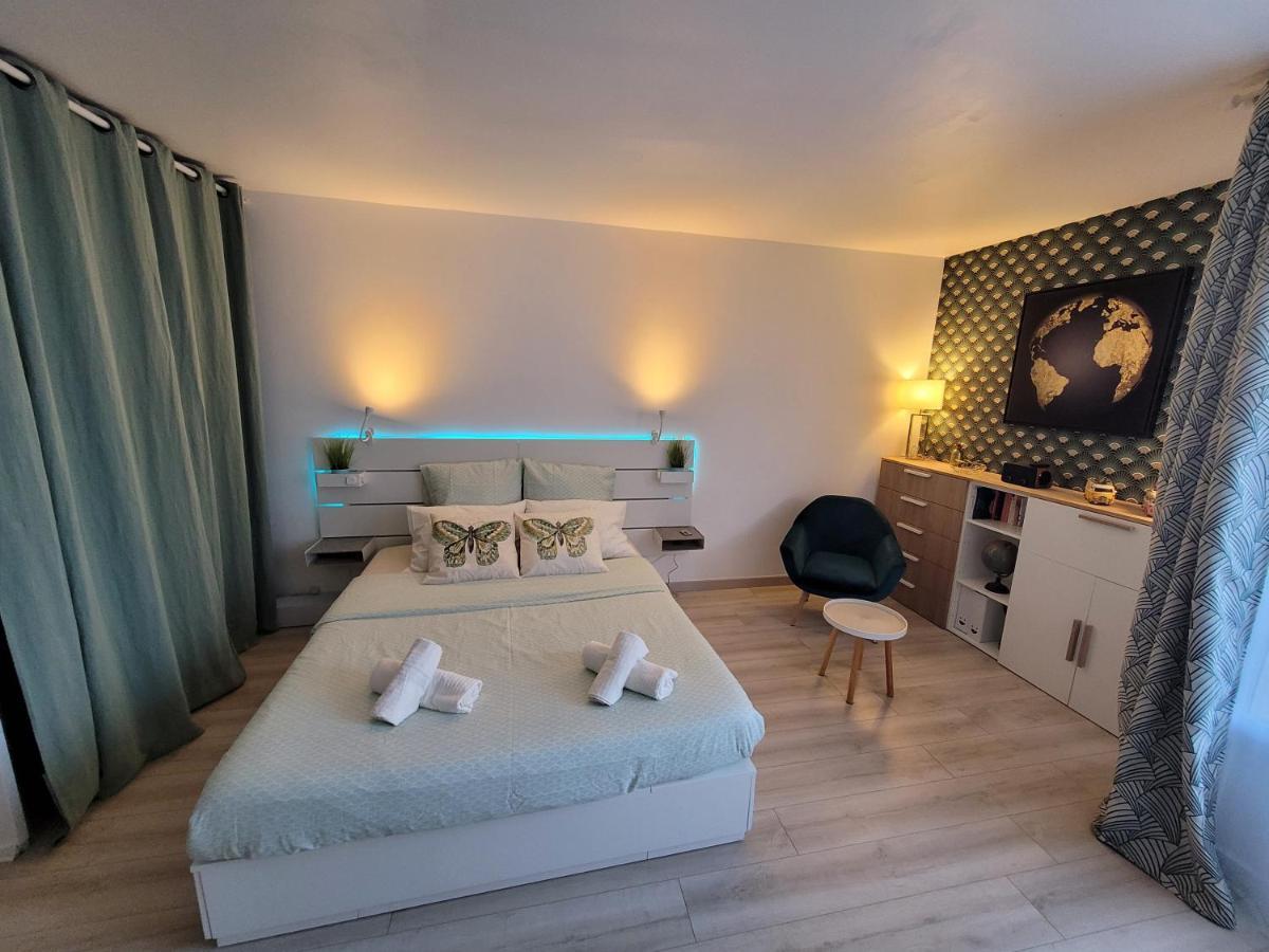 Studio Bien Equipe, Situe En Hyper Centre Vendôme Exteriör bild