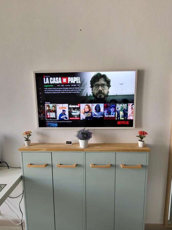 Studio Bien Equipe, Situe En Hyper Centre Vendôme Exteriör bild